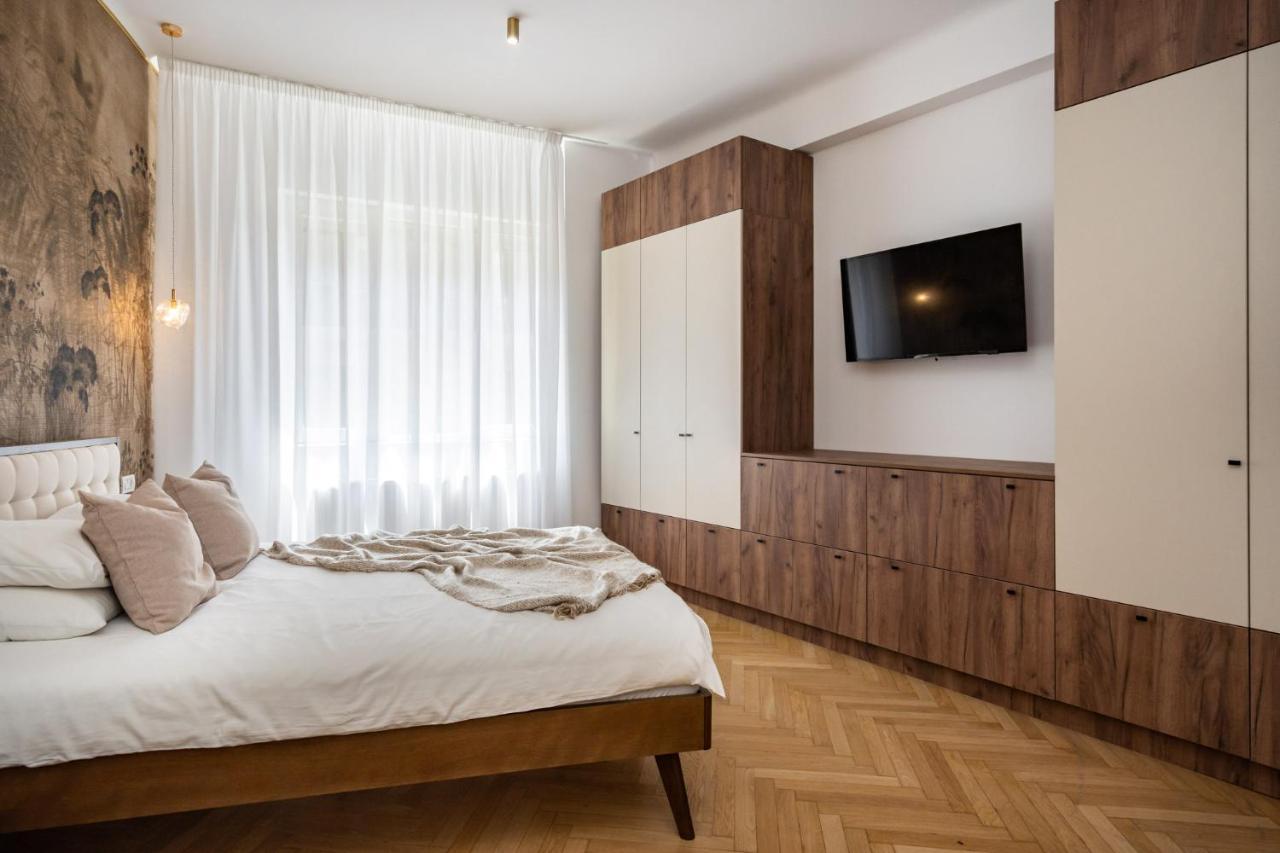Old Town Bucharest, Luxury 2 Bedrooms Apartament Bucureşti