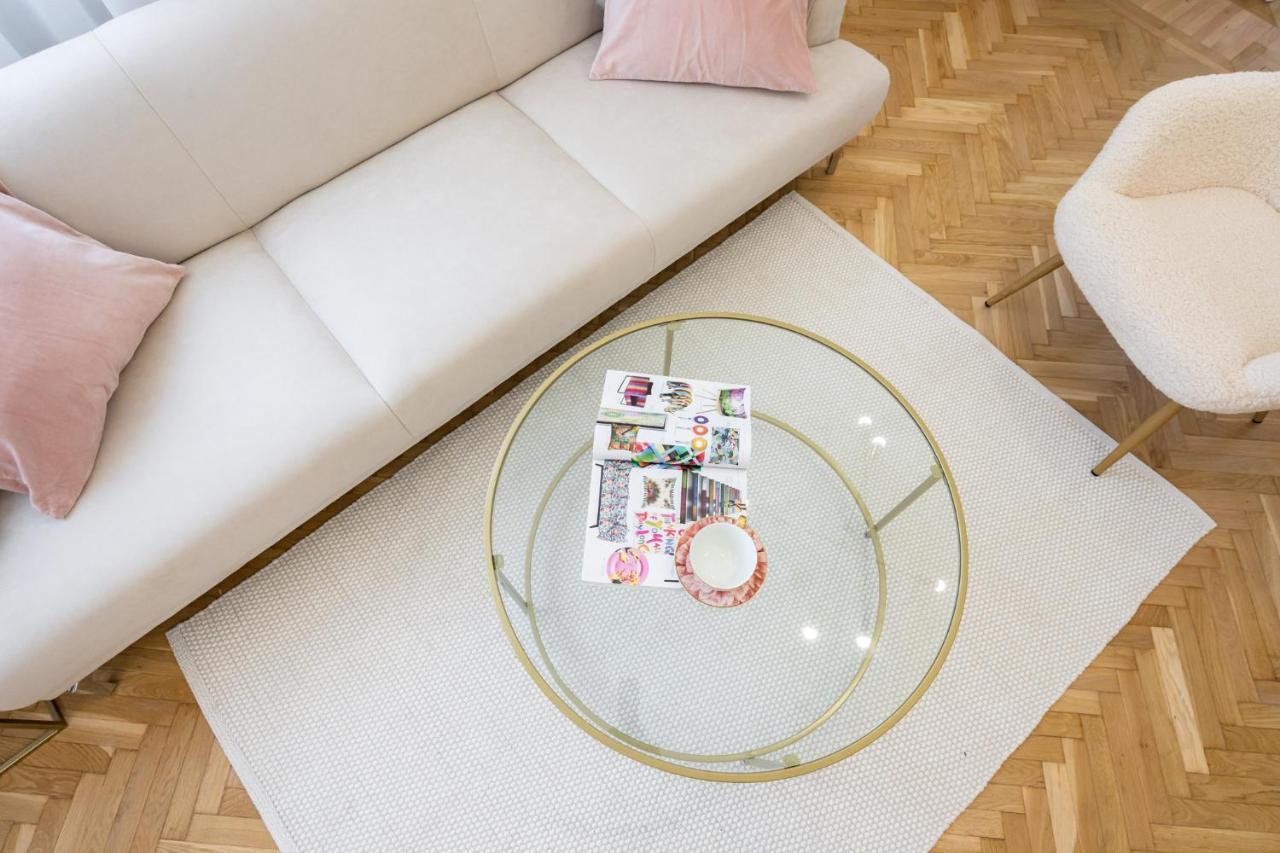 Old Town Bucharest, Luxury 2 Bedrooms Apartament Bucureşti