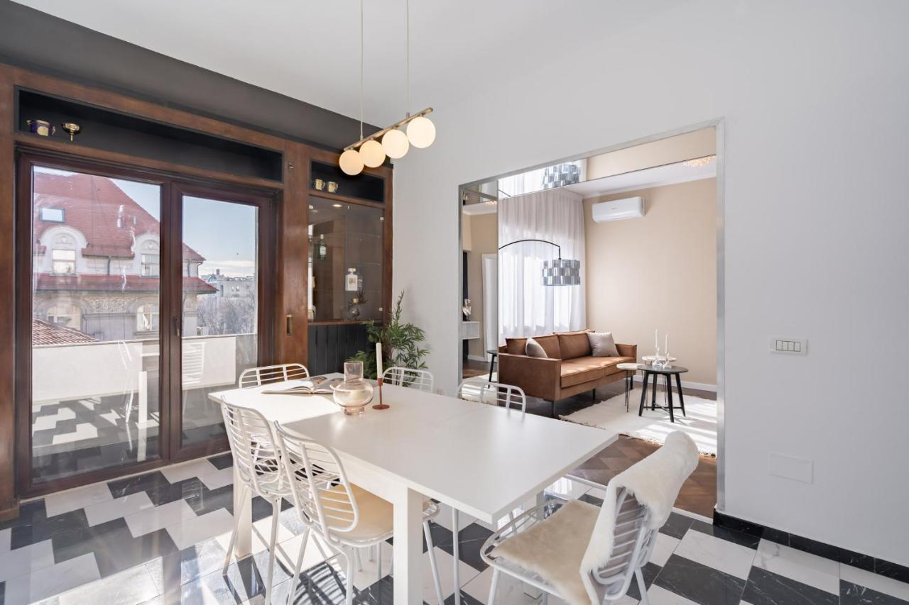 Elegant Two Bedrooms