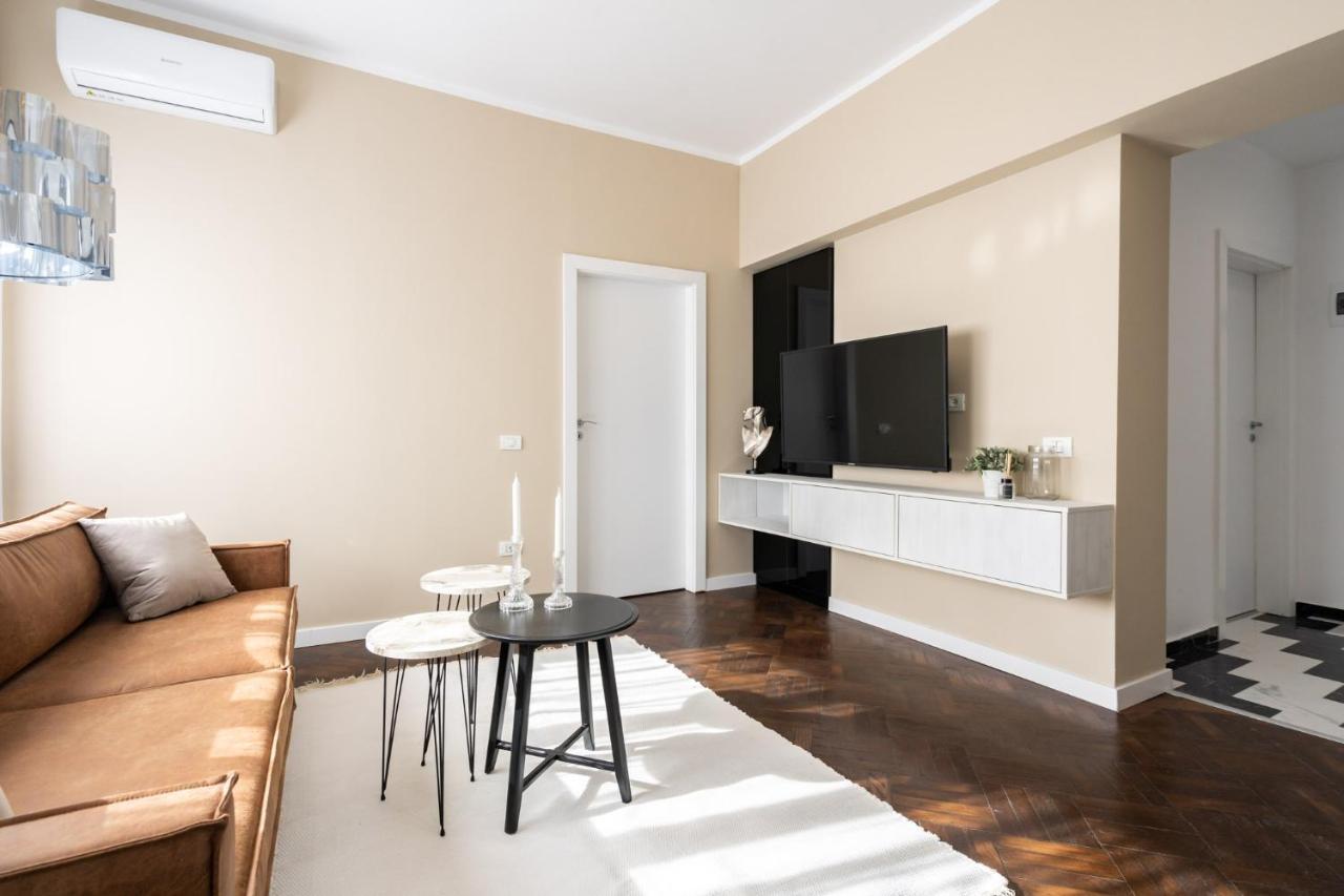 Apartment Elegant Two Bedrooms