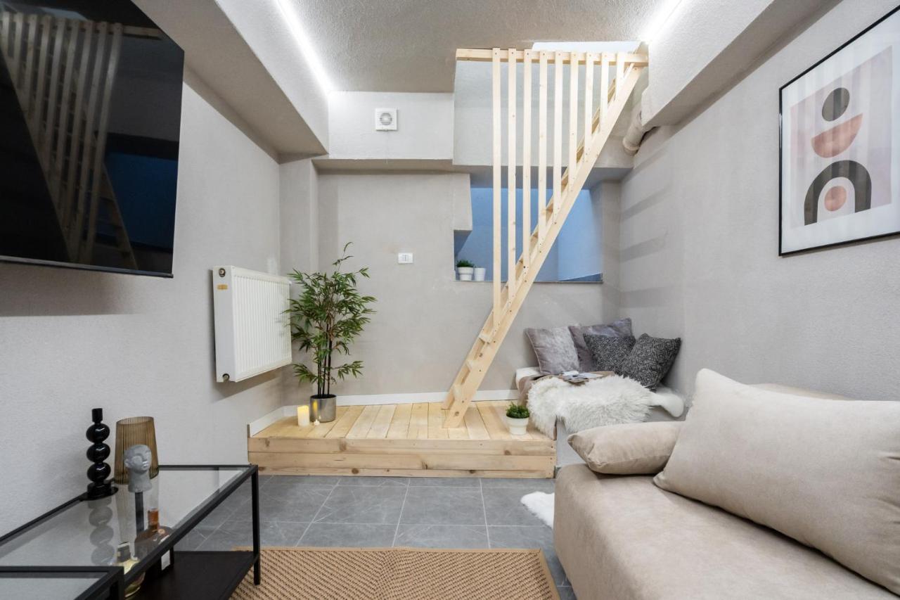 Four Bedroom Apartment, Old Town * Bucharest