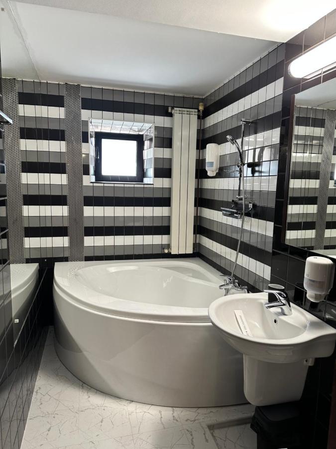 Apartment Nerva Traian Studio Bucharest