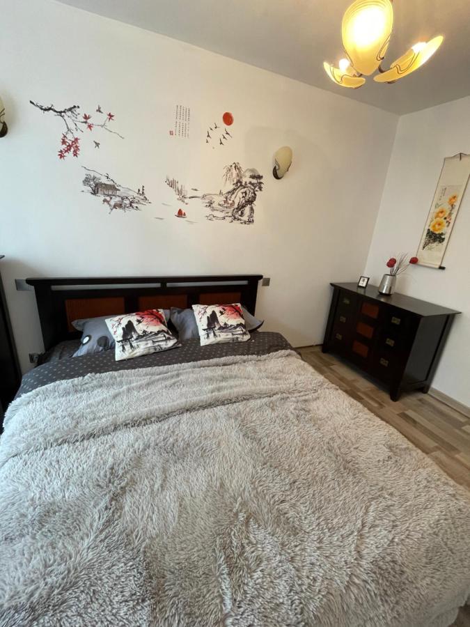 Titan Parc Apartment