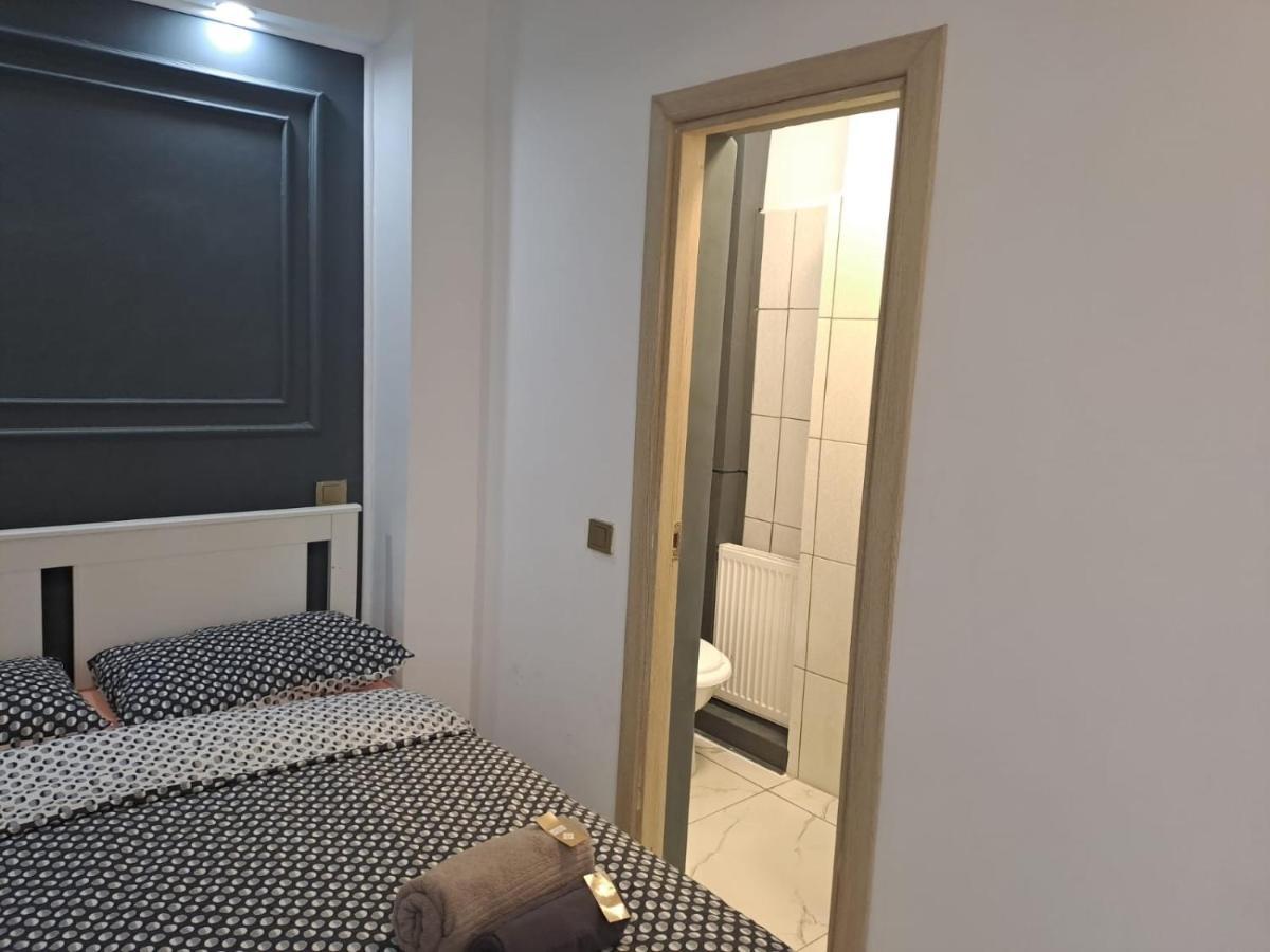 Deluxe Studio Oldtown Apartment