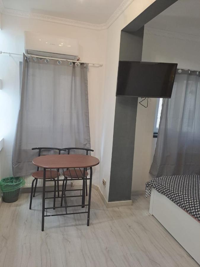 Deluxe Studio Oldtown Apartment Bucharest