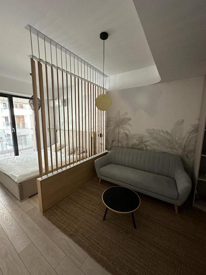 Urban Flats Apartment *