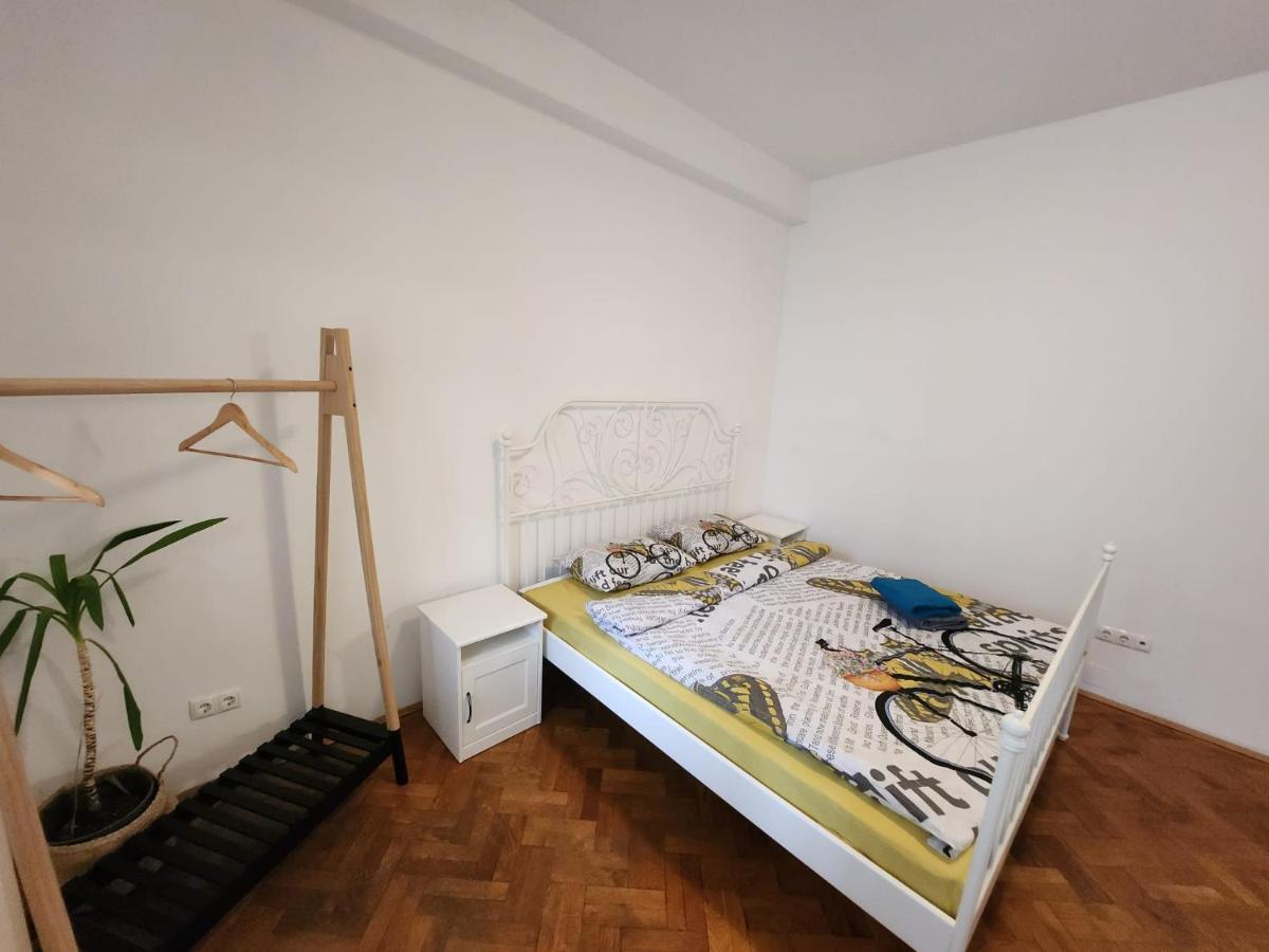 Apartment Piata Natiunile Unite In *