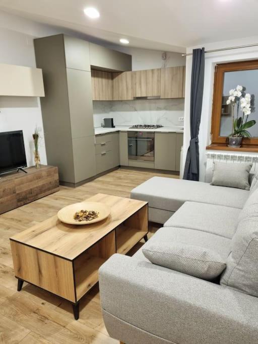 Apartament Cozy Near Center Bucureşti