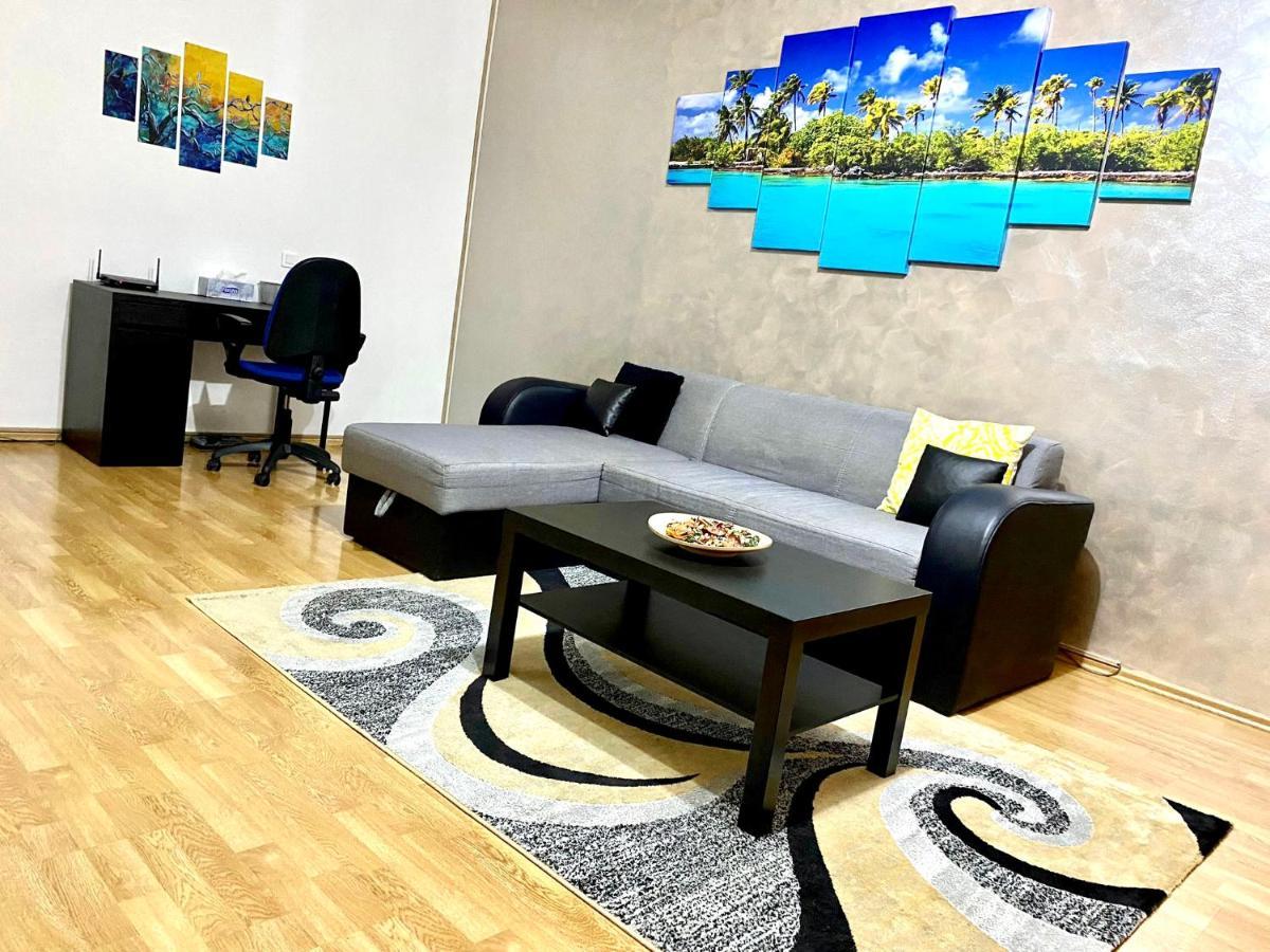 Apartment Sky Modern 1 Bedroom Apt W Free Parking *
