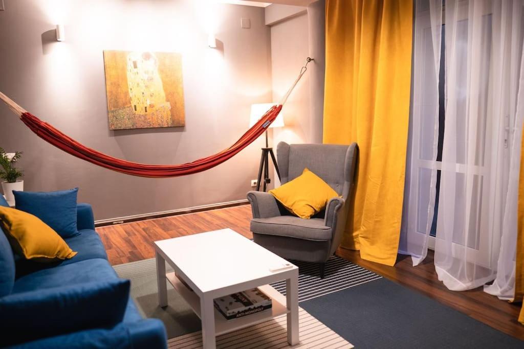 Apartment Lovely 2 Bedroom Apartment, Free Parking Bucharest