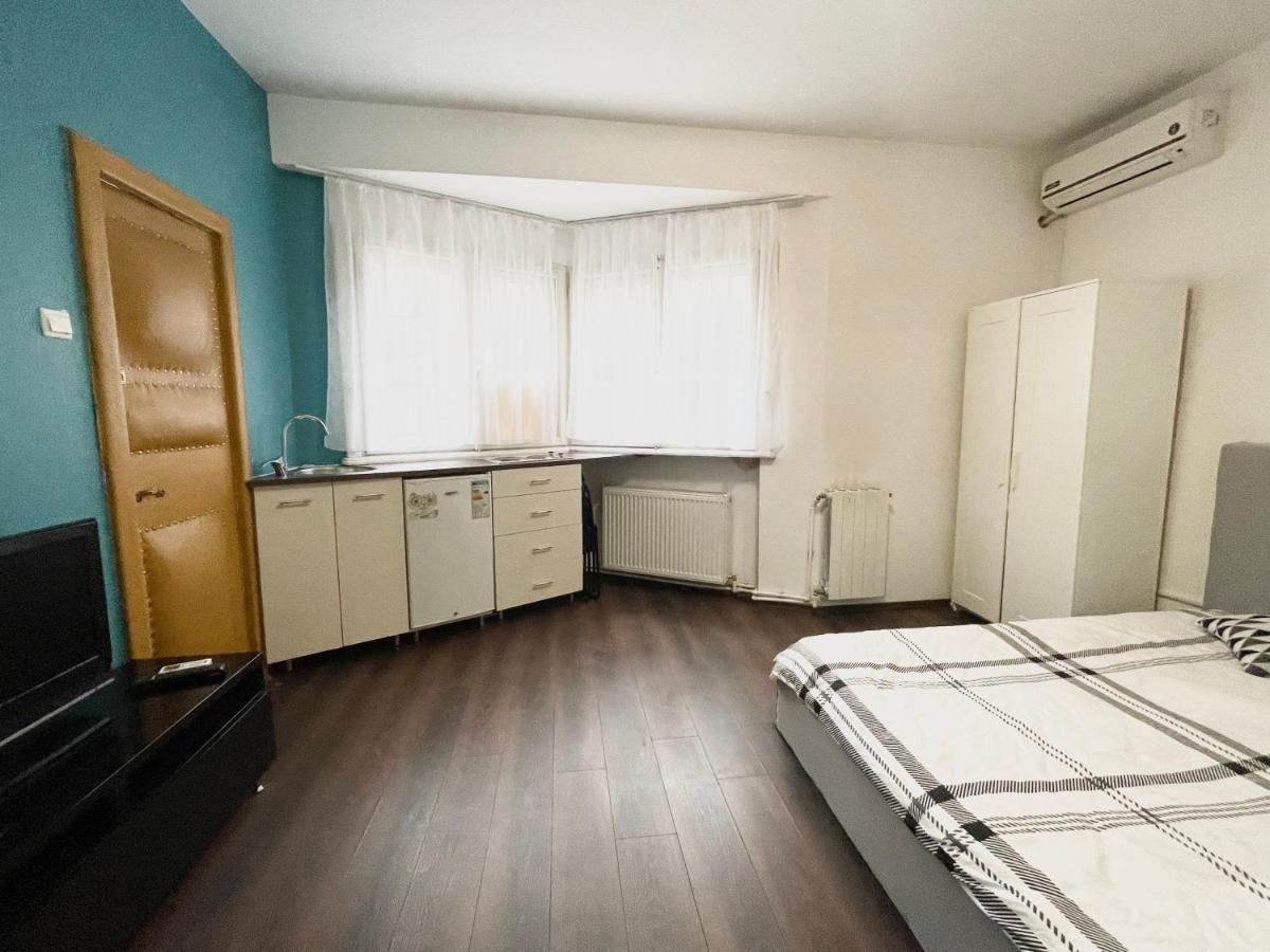 Old Town Central Studio 62