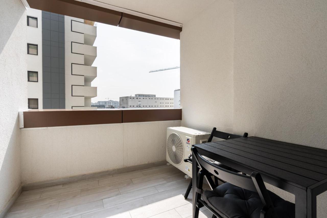 Apartment Kondo Studio I Roka Residence, Timpuri Noi *