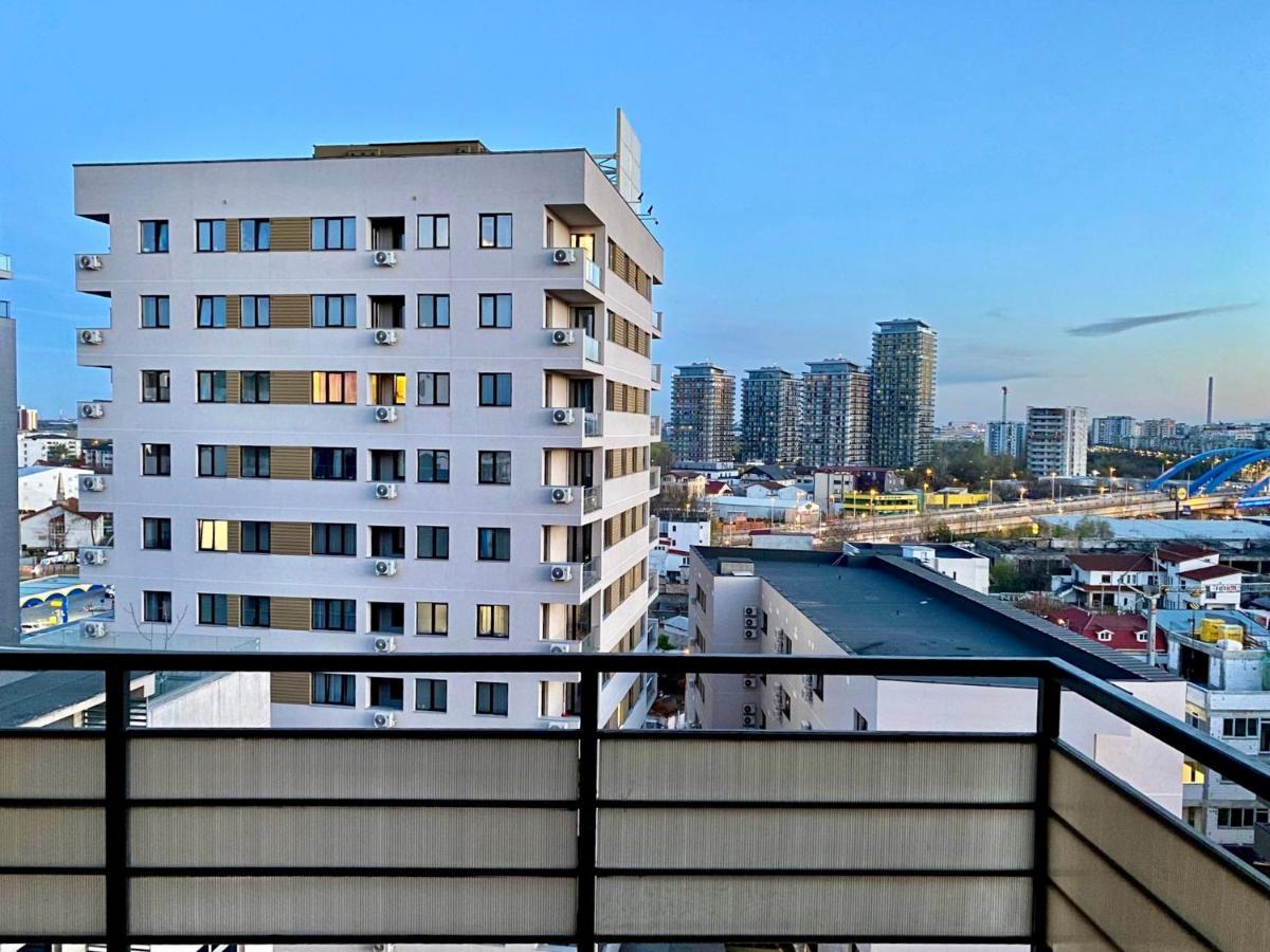 Sky Modern 1 Bedroom Apt W Free Parking