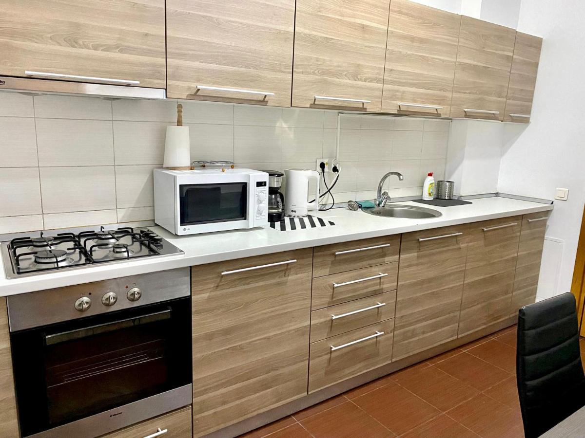 Apartment Sky Modern 1 Bedroom Apt W Free Parking