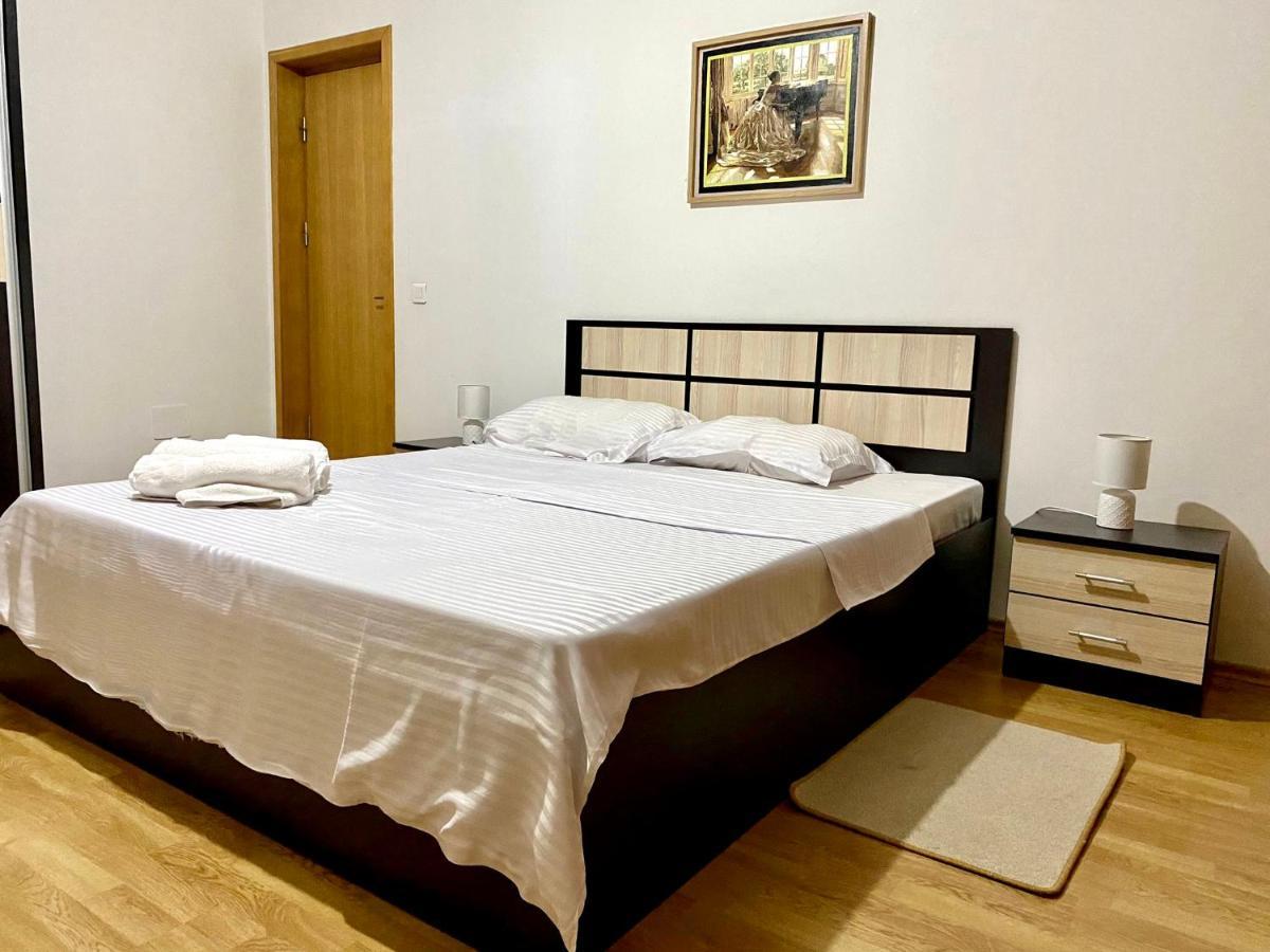 Sky Modern 1 Bedroom Apt W Free Parking * Bucharest