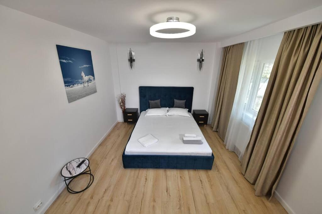 Apartment Luxury Studio / Ghencea *