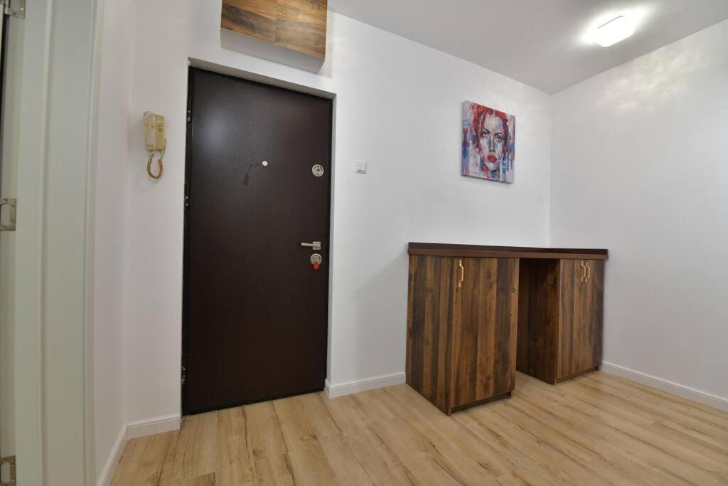 Luxury Studio / Ghencea * Bucharest