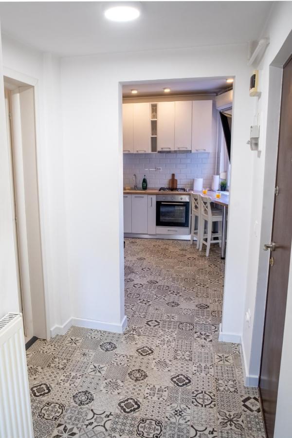 One Bedroom Flat In Bucharest's Historic District * Bucareste