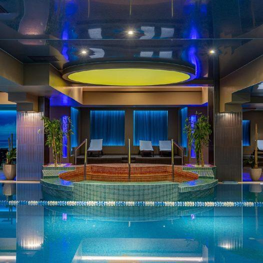 Yamalux - Lakeside - Ringrand Bucharest