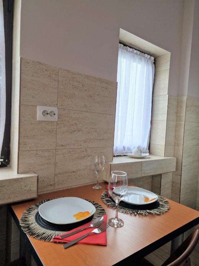 Laroka House Arty And Cosy Universitate Center Apartment *