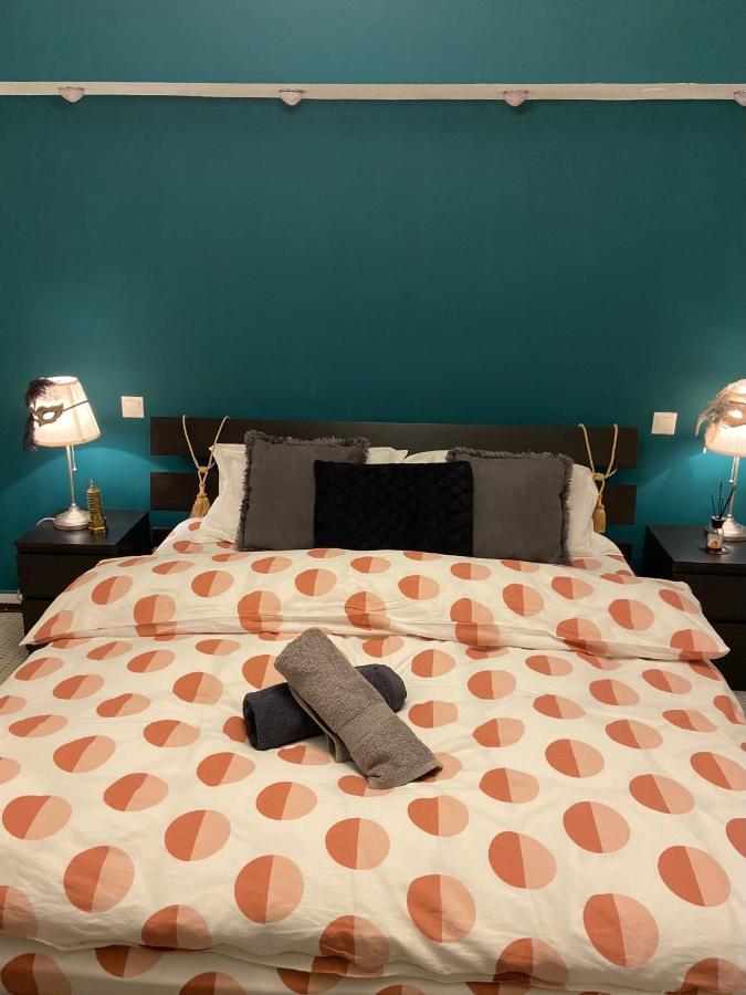 Comfy With Private Parking And Netflix *