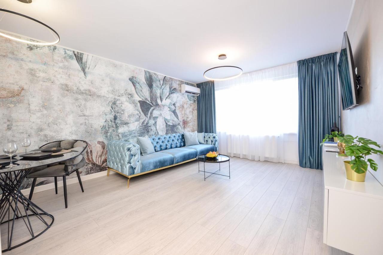 Celeste - Exclusive One Bedroom *