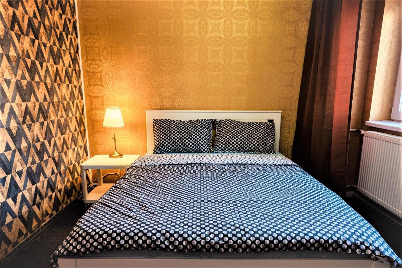 Parliament Marriott Unirii Square 5 Bedrooms Luxury Old Town Apartamento *