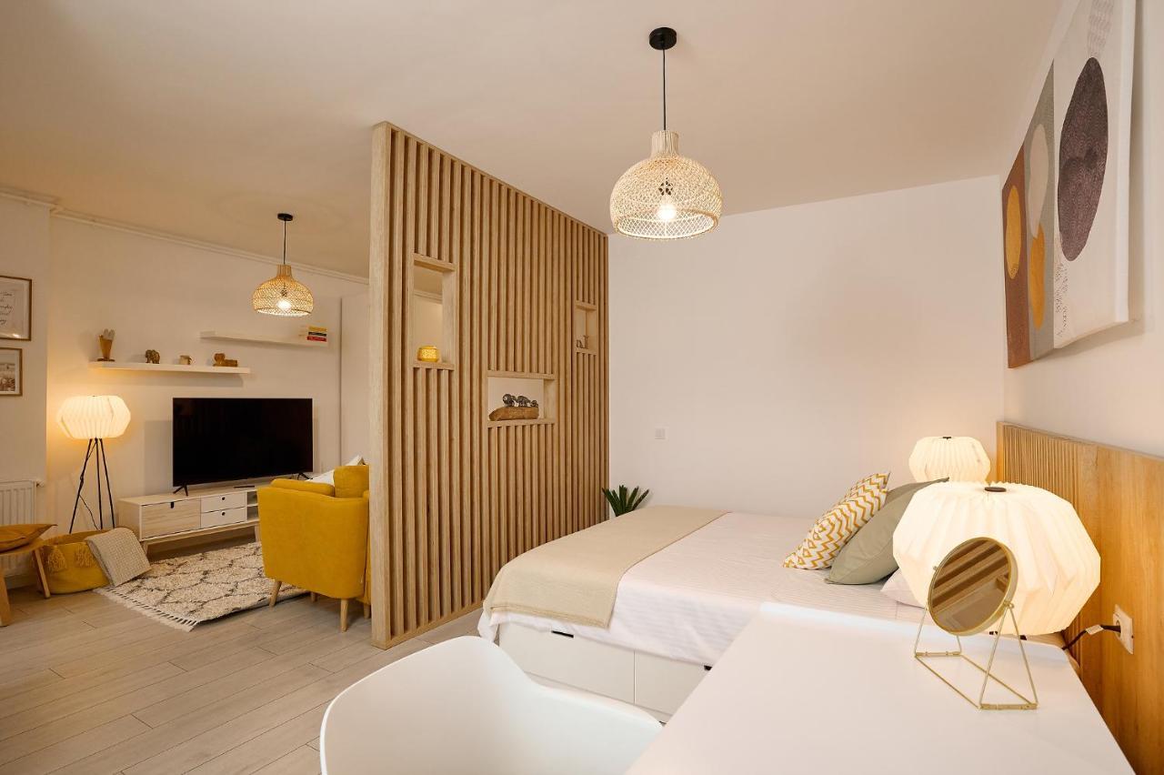 Moon Plaza Deluxe * Bucharest