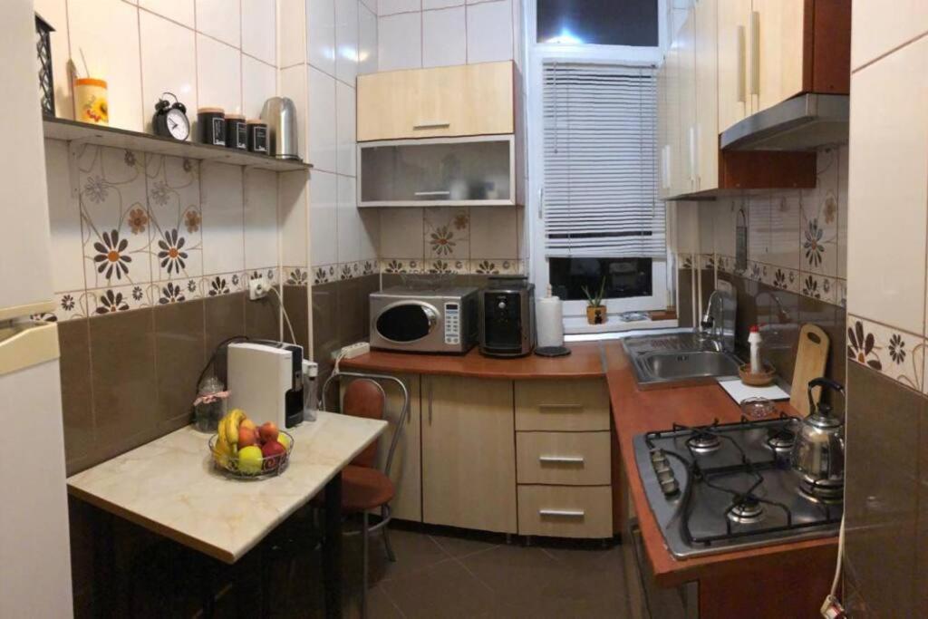Fully Furnished Spacious 2bedroom