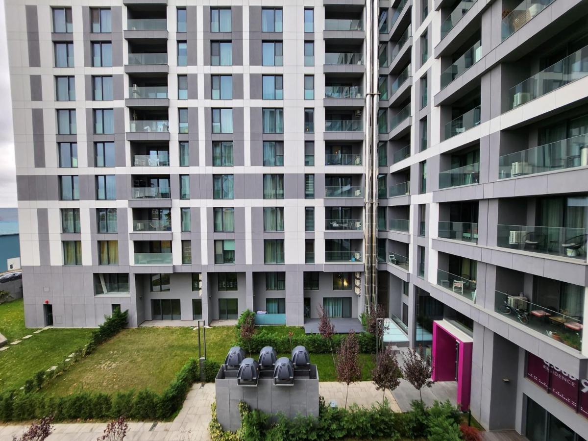 Apartment Promenada Mall Near Exclusive Pipera *