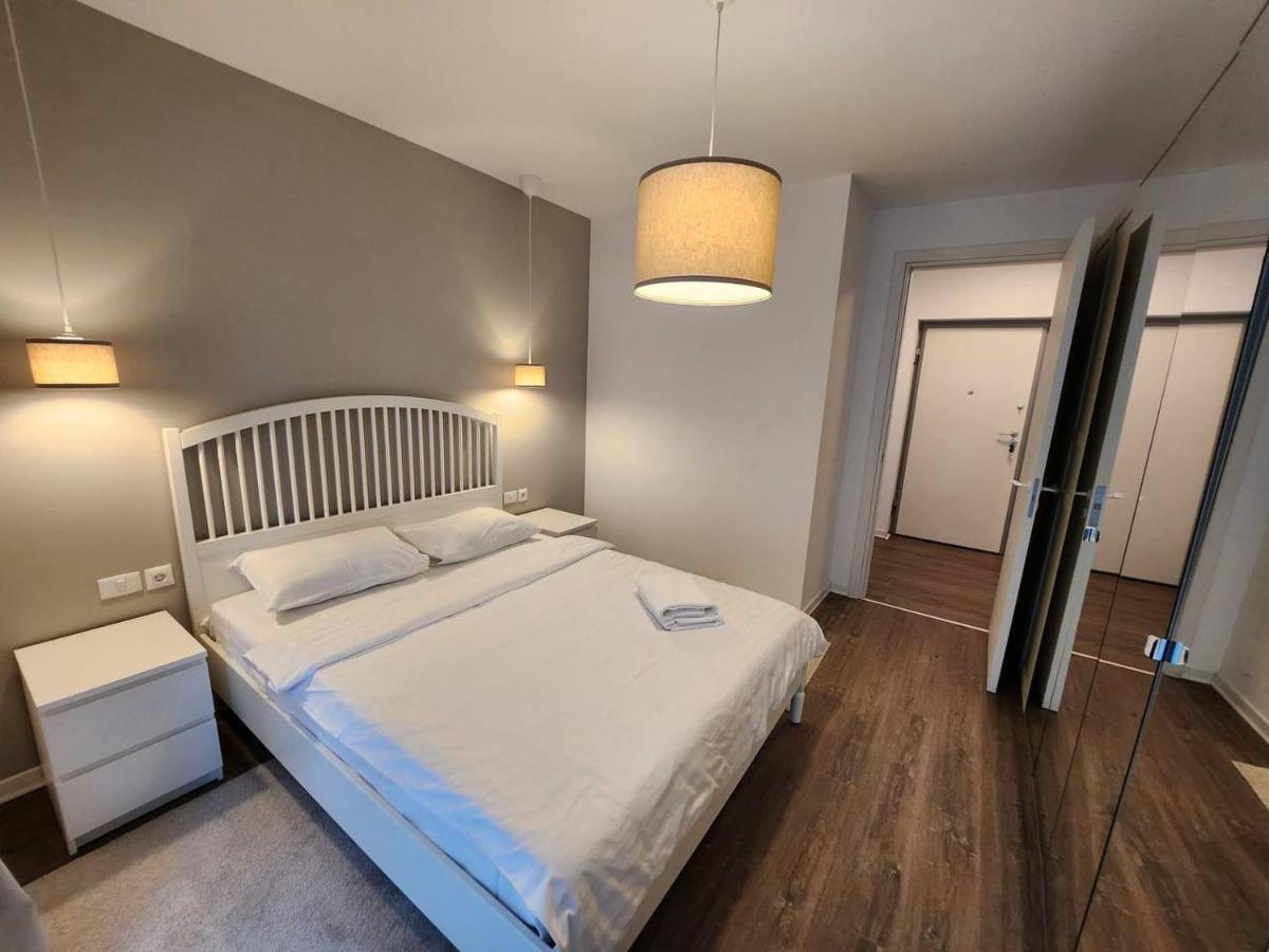 Apartment Promenada Mall Near Exclusive Pipera *