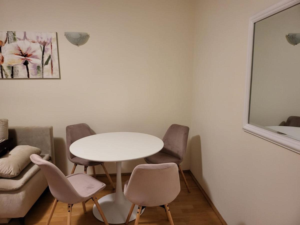 Apartamento Downtown Boutique Garden Unirii Bucareste
