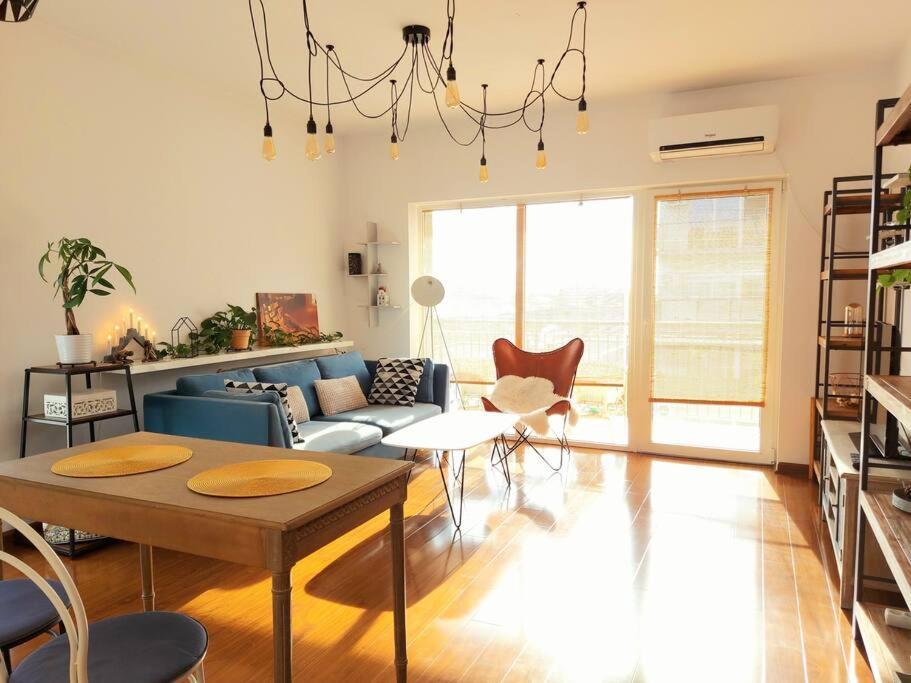 Apartment Cosy Boutique 61 Sqm - Private Parking - Ten Blocks