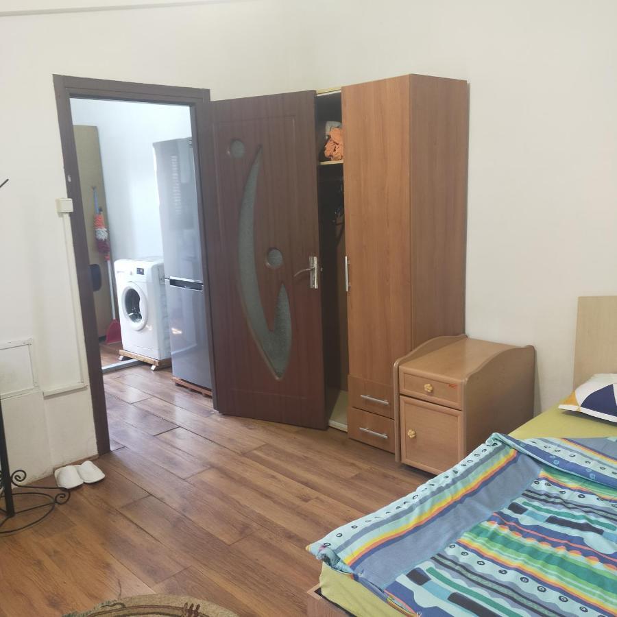 Vila Elena Ap 2 *
