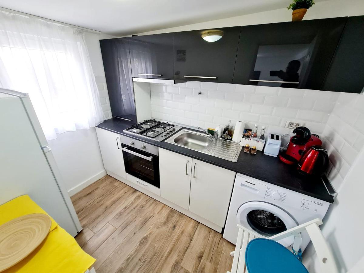 Apartament Modern Studio Park Carol Unirii - Lam1 Bucureşti