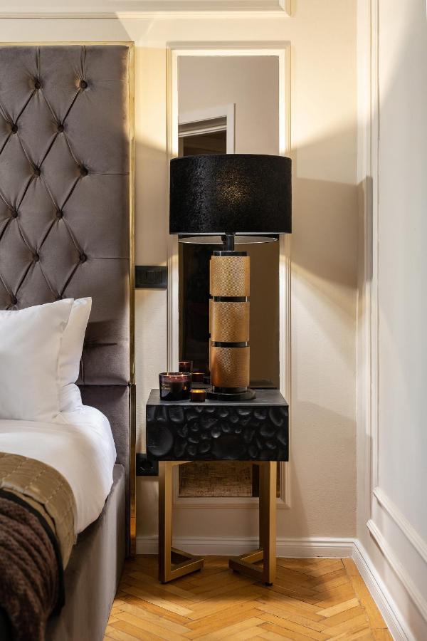 Qult - Invictus Apartament *