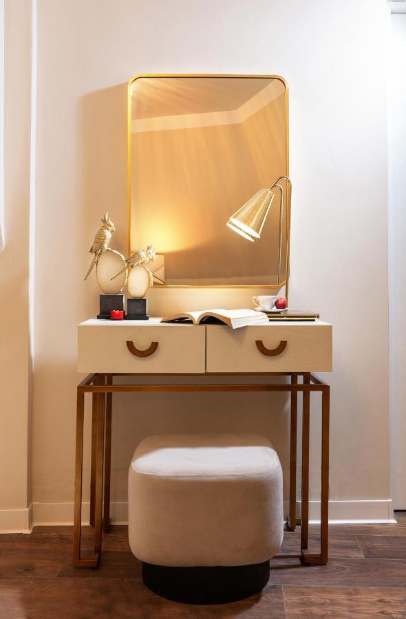 Qult - Invictus Apartament *