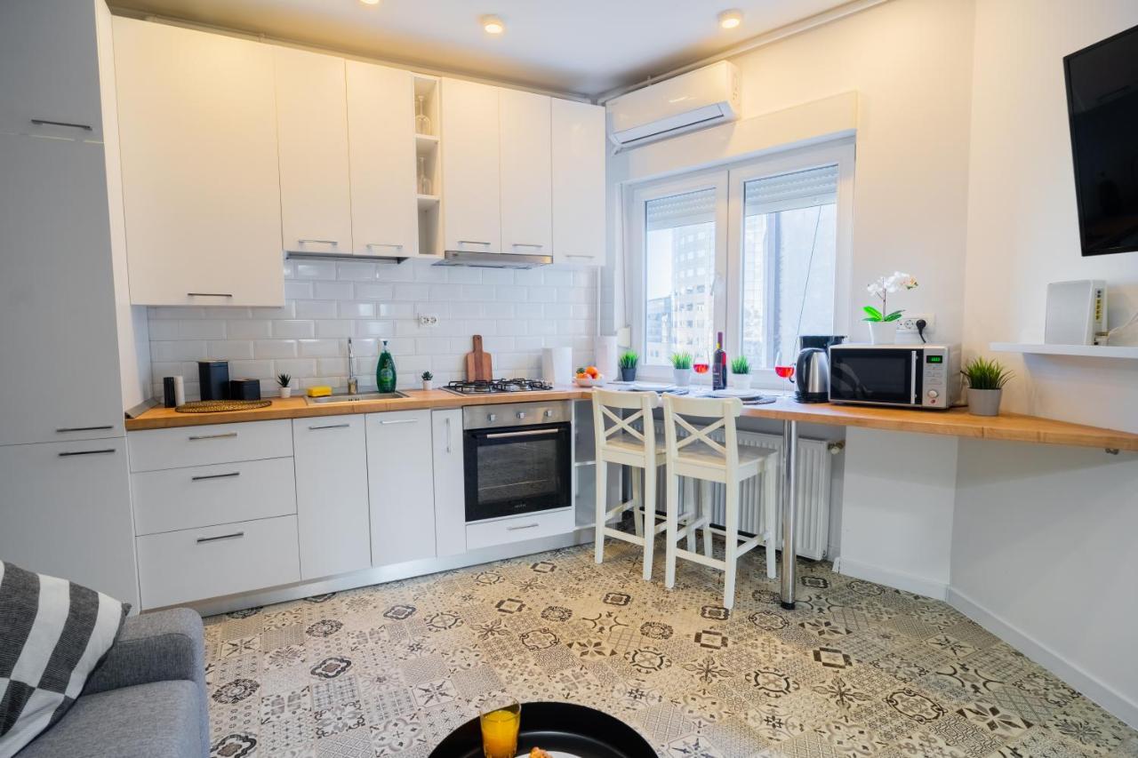 One Bedroom Flat In Bucharest's Historic District Apartamento *