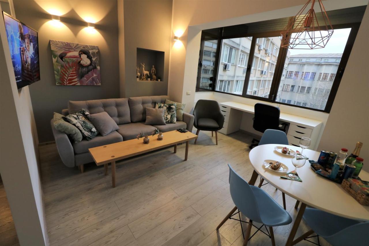 Cozy Novotel Studio - Free Minibar - Quiet & Peace Apartment Bucharest