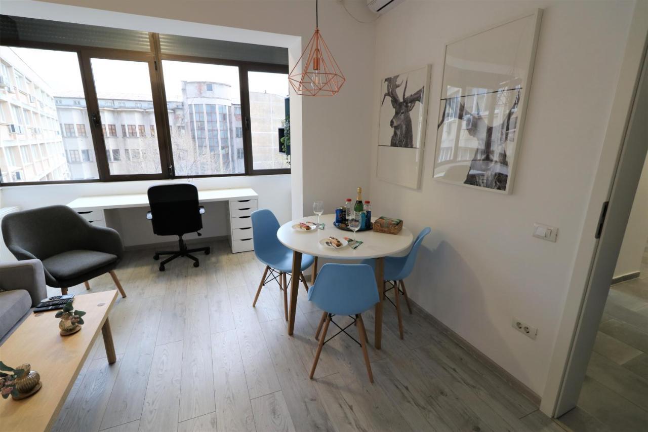 Apartment Cozy Novotel Studio - Free Minibar - Quiet & Peace Bucharest