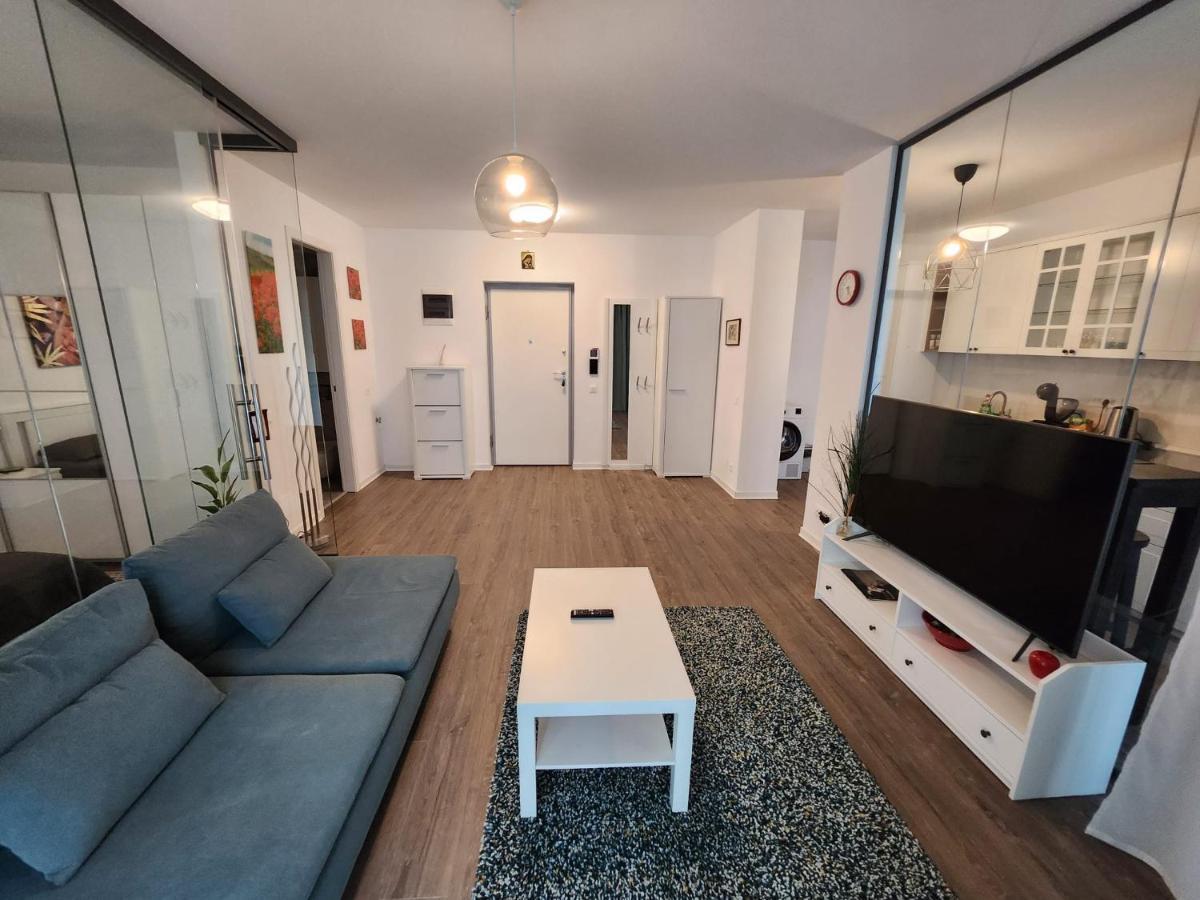 Pipera Cloud9 Near Promenada Mall Apartment *