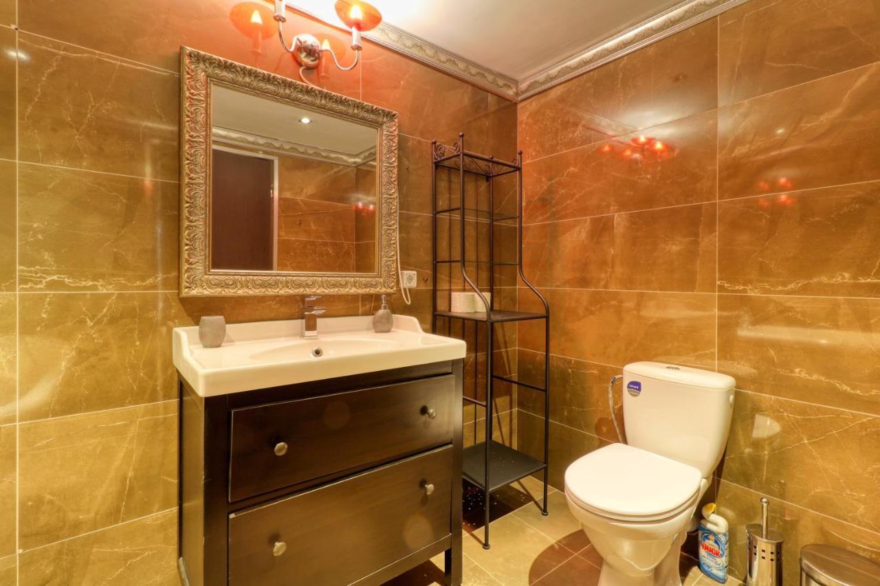 3 Bedroom In Herastrau Area Apartment