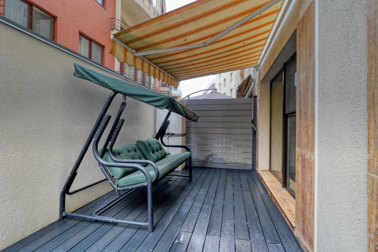 3 Bedroom In Herastrau Area Apartamento Bucareste