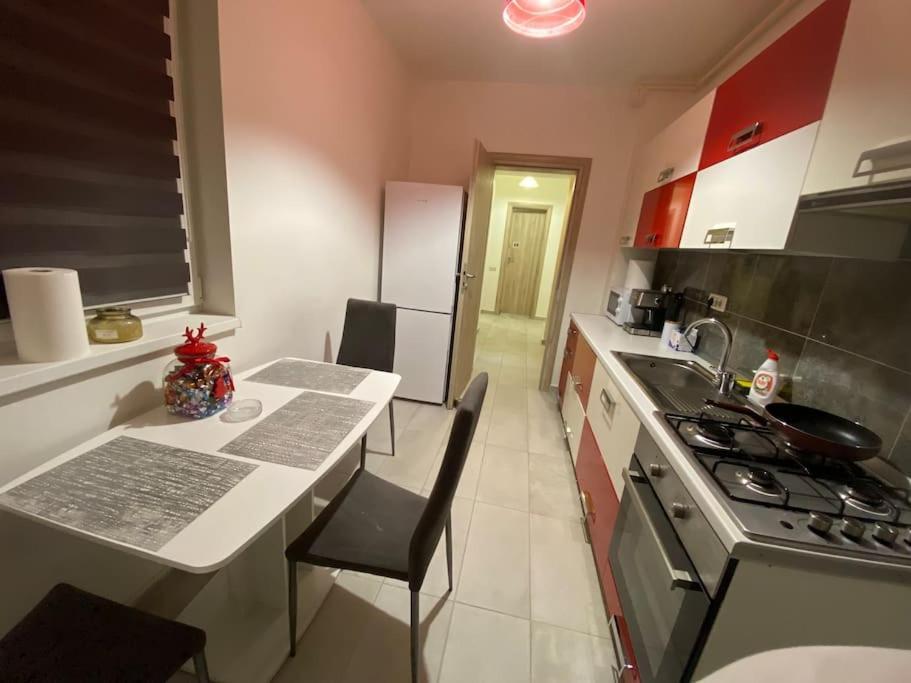 Art Temple Complex Apartment Bucharest