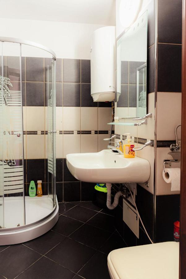 Apartamento Parliament Marriott Unirii Square 5 Bedrooms Luxury Old Town Bucareste