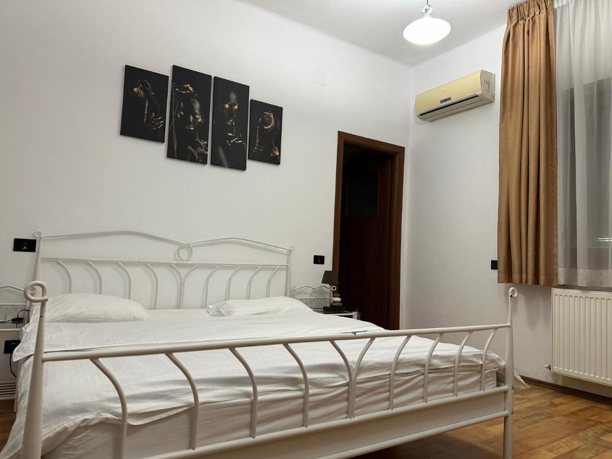 Casa Mendeleev Bucharest