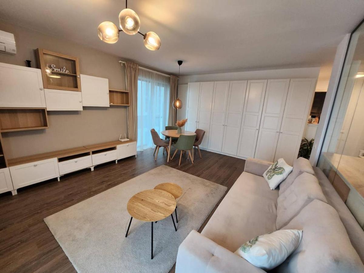 Apartment Cloud9 Pipera Best