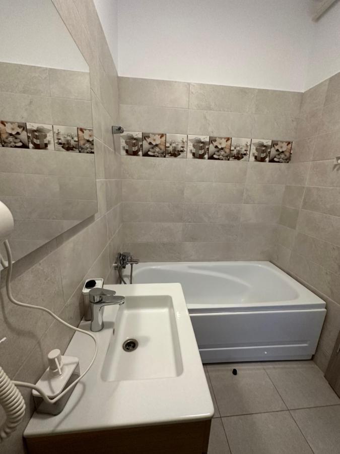97 Rent House * Bucareste