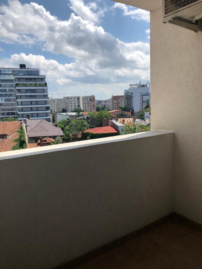 Confort 2 * Bucureşti