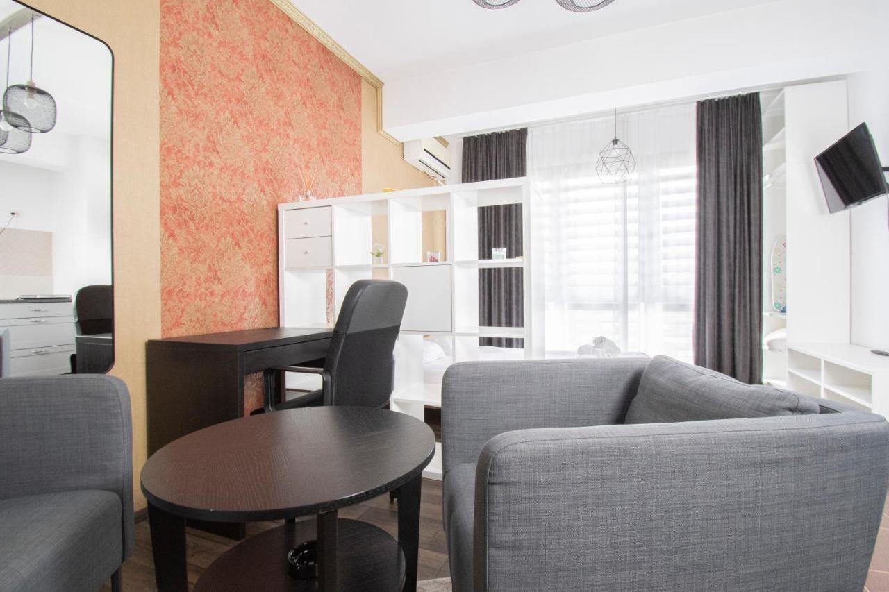 Lovely Studio 7 With A View * Bucureşti
